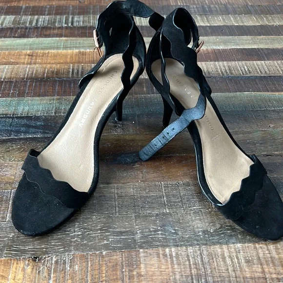 Chinese Laundry Shoes Chinese Laundry Rubie Scalloped Sandals